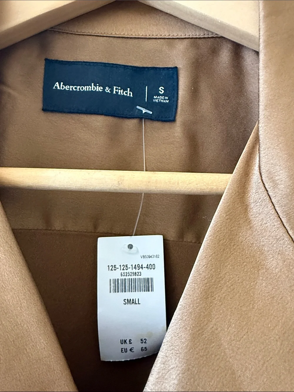Abercrombie & Fitch Men's S Bronze Satiny Button Front Camp Shirt Untucked NWT